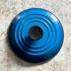 Le Creuset Enameled Blue Metal Lid 8.5”